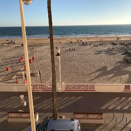 Апартаменты Mirando Al Mar Con Wifi Y Terraza 1ª Linea Playa Кадис