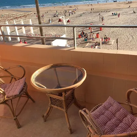 Апартаменты Mirando Al Mar Con Wifi Y Terraza 1ª Linea Playa Кадис